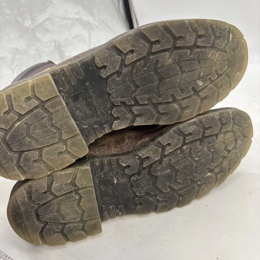 Red Wing Shoes shop confidence